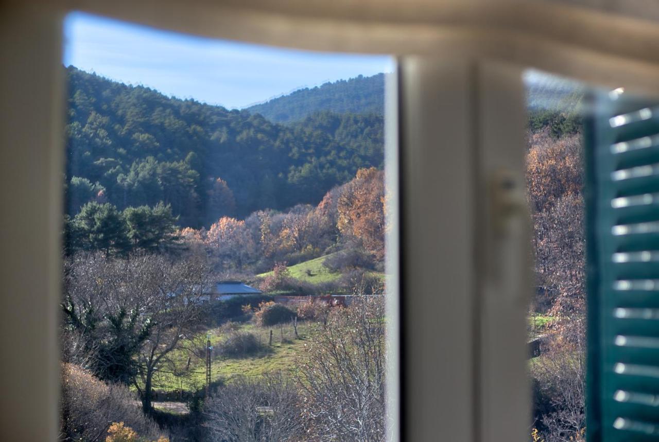 Villa La Casona De Mimi à Cercedilla Extérieur photo